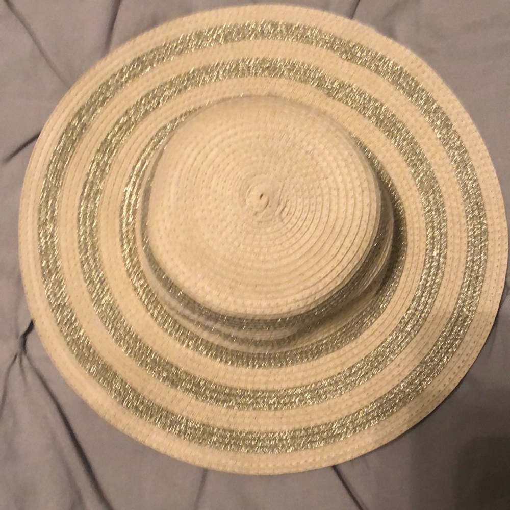 Baby beach hat